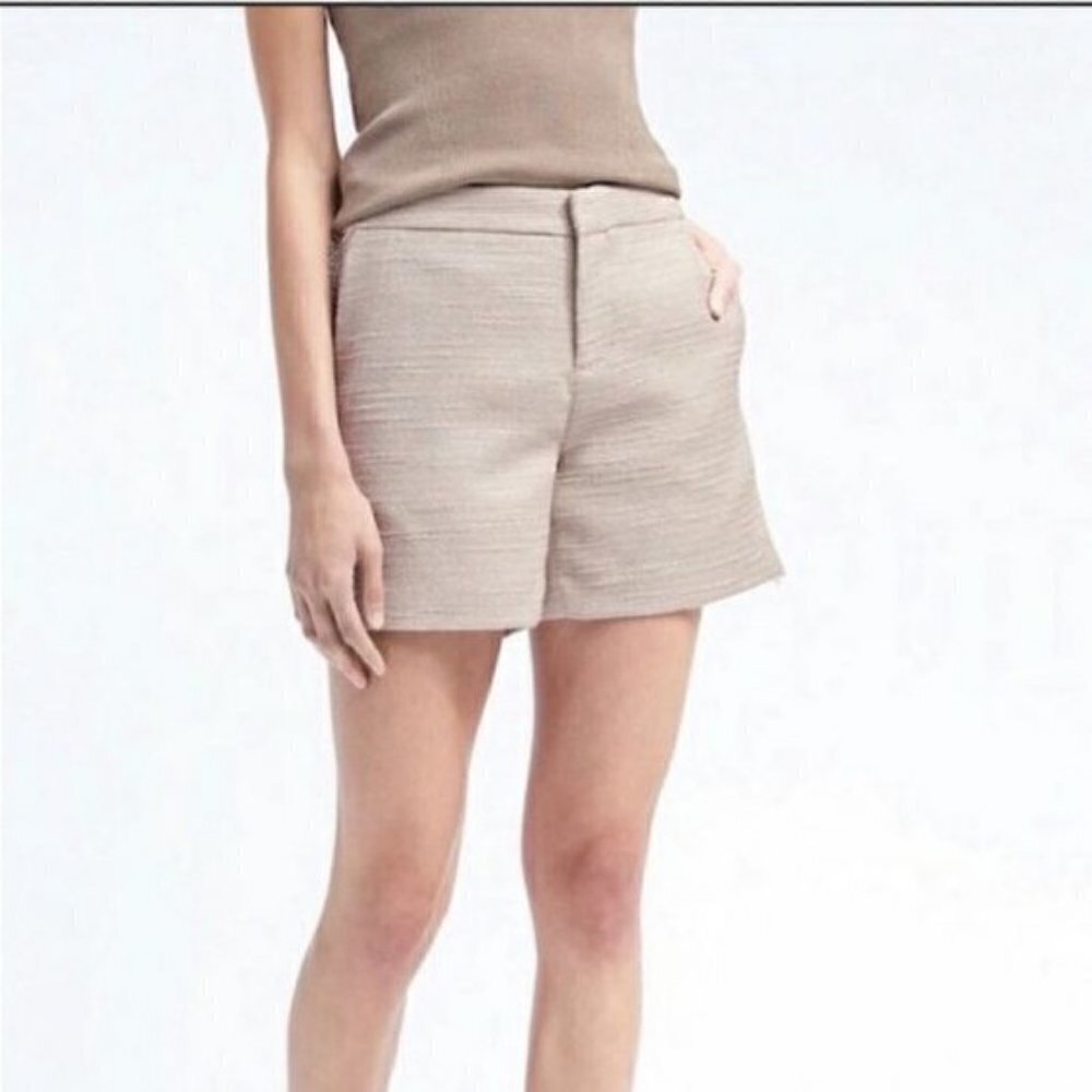 NWOT Banana Republic Cream Ryan Tweed Metallic Fringe Detail Shorts